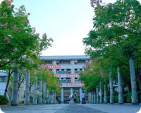 萬華國中地下停車場